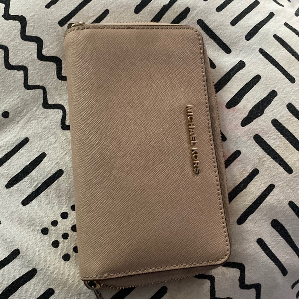 Michael Kors wallet